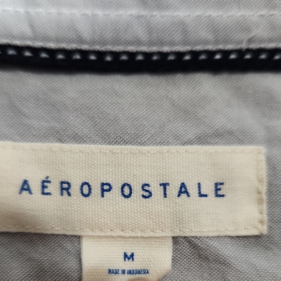 Aeropostale Gray and Blue Casual Button Down Shirt - Picture 2 of 5